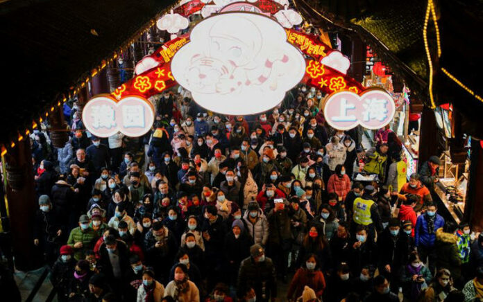 Kemeriahan Perayaan Tahun Baru Imlek di Taman Yu Shanghai