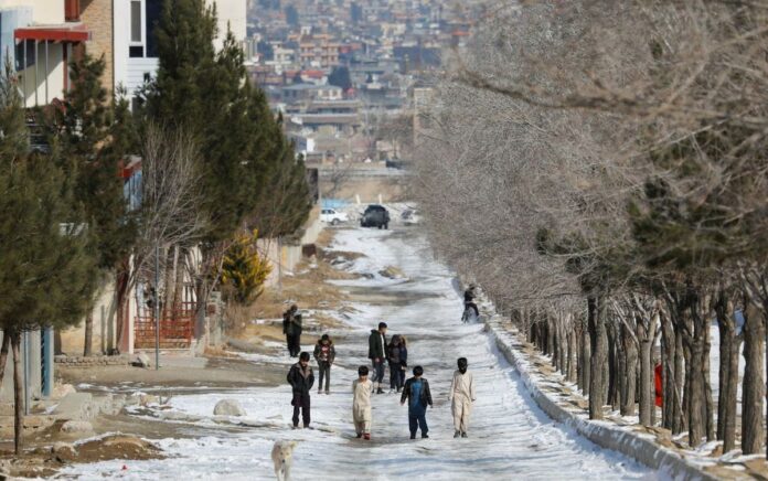 Lebih dari 160 Warga Afghanistan Tewas Akibat Cuaca Dingin Terparah