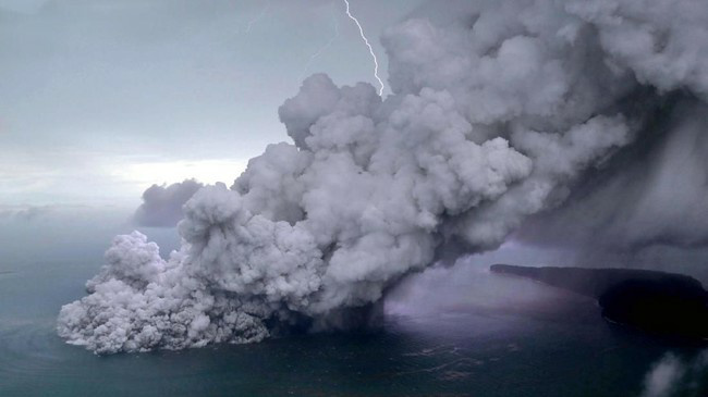 Catatan PVMBG: Anak Krakatau 4 Kali Erupsi Sejak Awal Tahun 2023