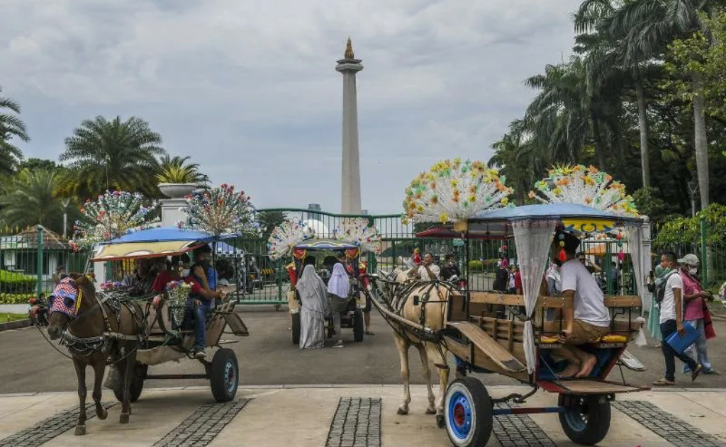 Tak Dilarang, Heru Pastikan Delman Beroperasi Tiap Akhir Pekan di Monas