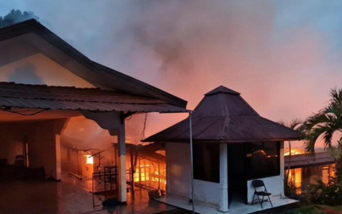 Dilalap si Jago Merah, Rumah Dinas Kapolda Papua Rusak 60 Persen