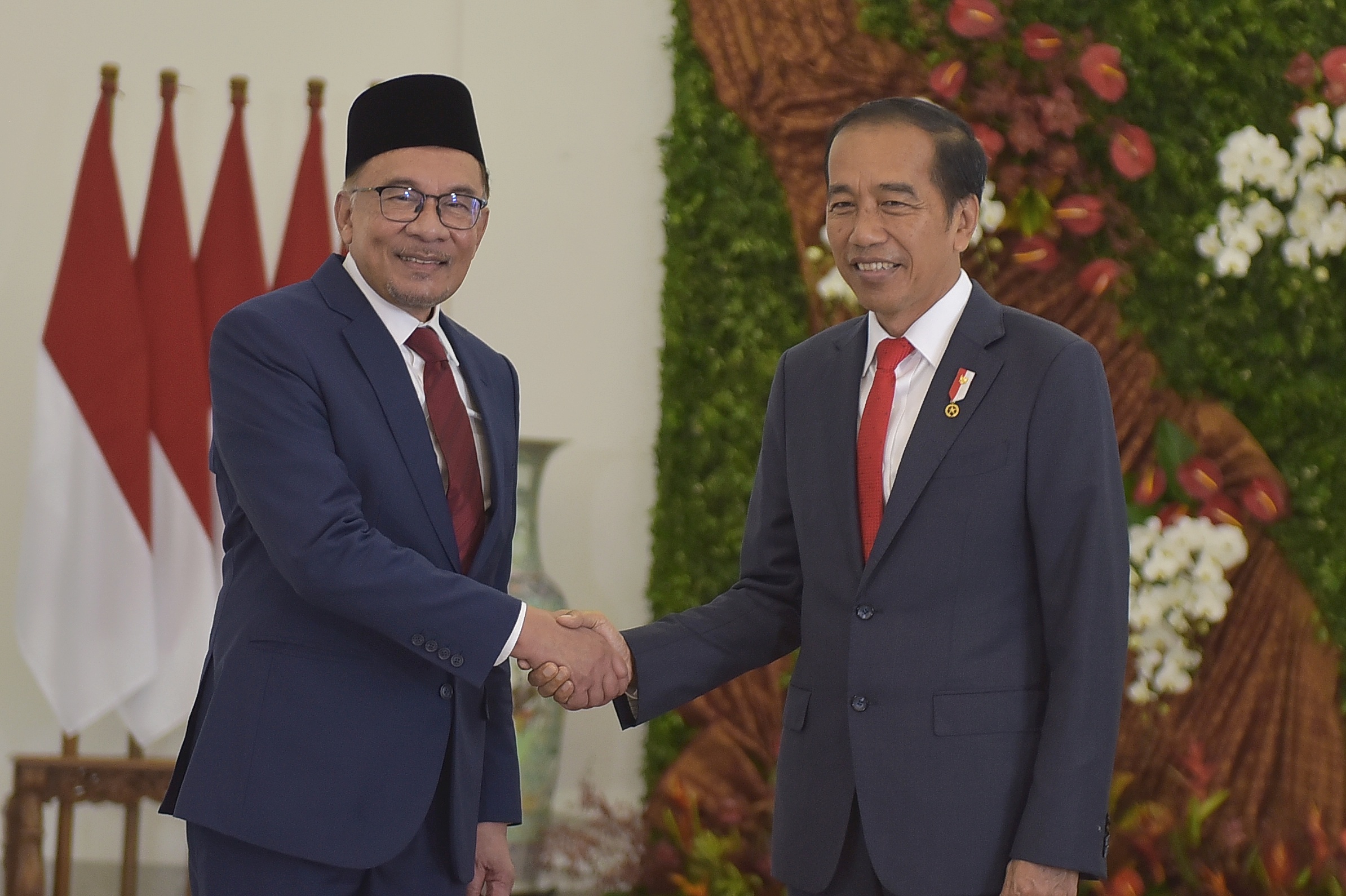 Berkunjung ke Indonesia, PM Malaysia: Saya Sangat Terharu