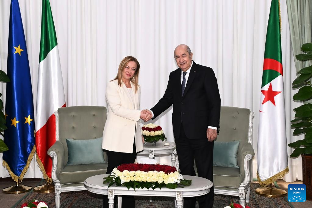 Aljazair dan Italia Sepakati Pembangunan Pipa Energi Baru