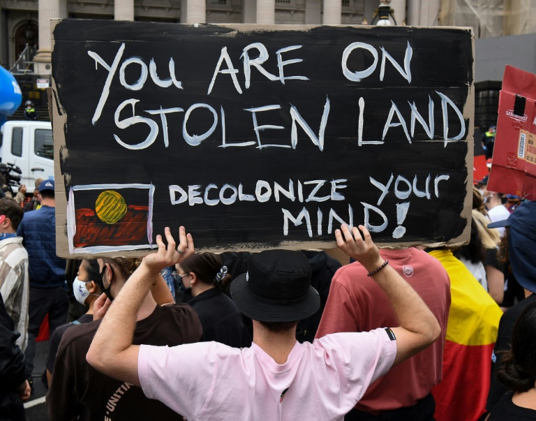 Peringati ‘Hari Nasional Australia’ Puluhan Ribu Orang Gelar Aksi untuk Menolak Kolonisasi