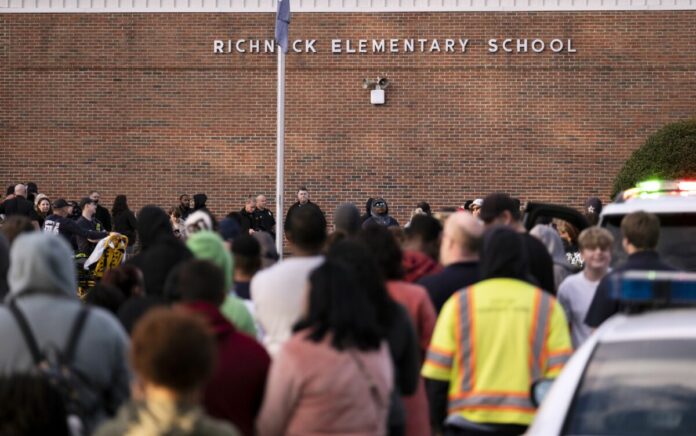 Walikota: Penembakan Seorang Guru oleh Siswa Berusia 6 Tahun Newport News Harus Menjadi Bendera Merah Bagi AS