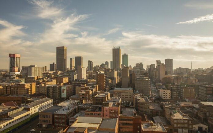 Bank Sentral Afrika Selatan Berjanji untuk Memerangi Pencucian Uang
