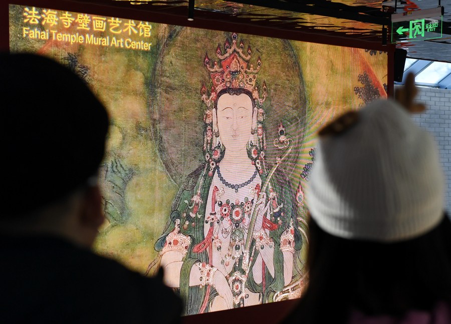 China Merevitalisasi Mural Bersejarah di Kuil Fahai Beijing dengan Teknologi Digital