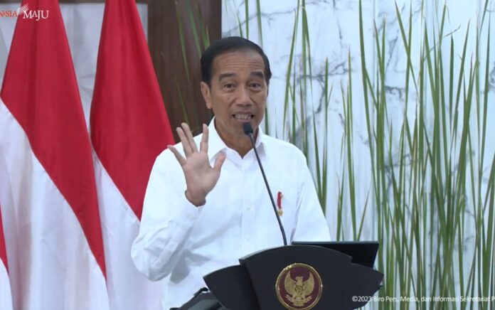 12 Tahun Terakhir Frekuensi Bencana di Indonesia Meningkat, Jokowi: Hati-hati!