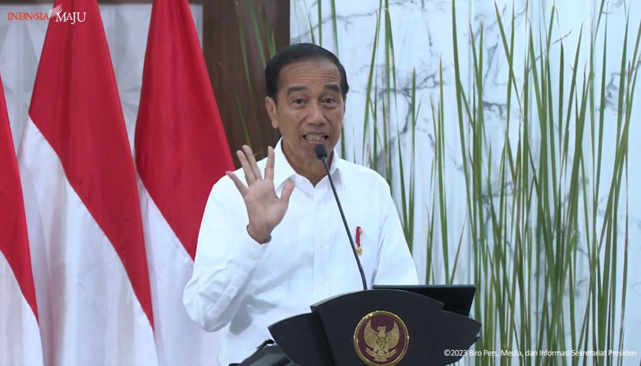 12 Tahun Terakhir Frekuensi Bencana di Indonesia Meningkat, Jokowi: Hati-hati!
