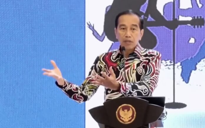 Survei: Publik Ingin Presiden 2024 Sejalan dengan Jokowi