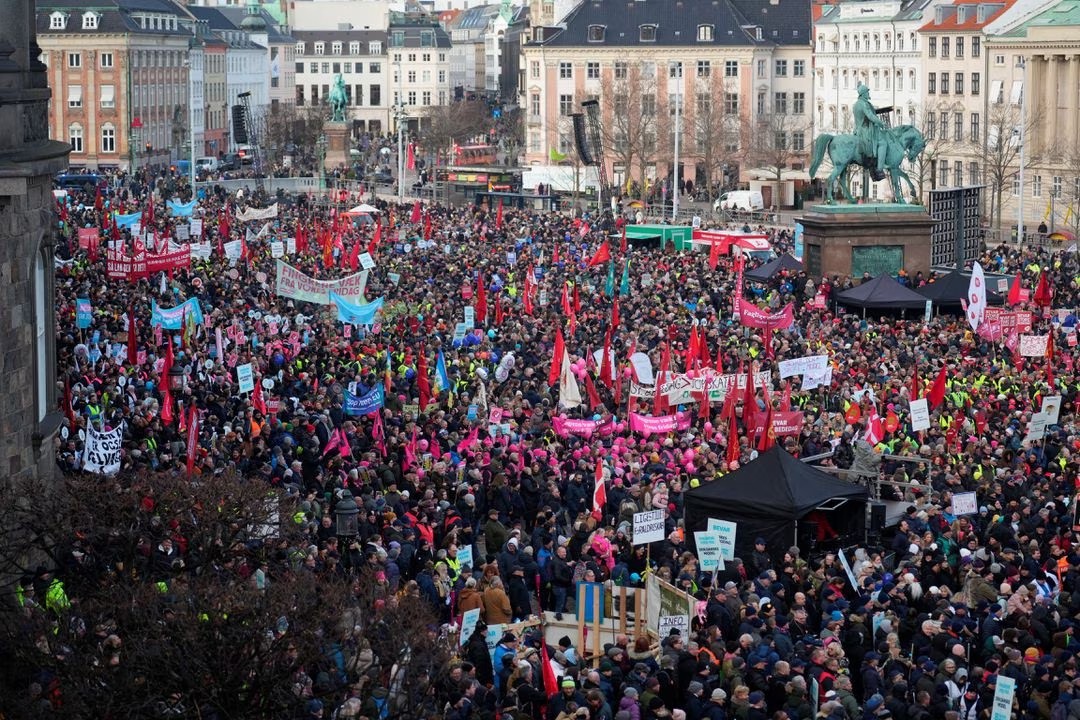 Puluhan Ribu Warga Denmark Memprotes Pembatalan Hari Libur Nasional