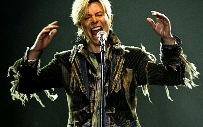 Museum V&A Inggris Amankan Arsip David Bowie, akan Dipublikasikan Tahun 2025