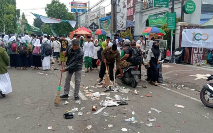 DLHK Sidoarjo Pastikan Seluruh Sampah Harlah NU Terangkut