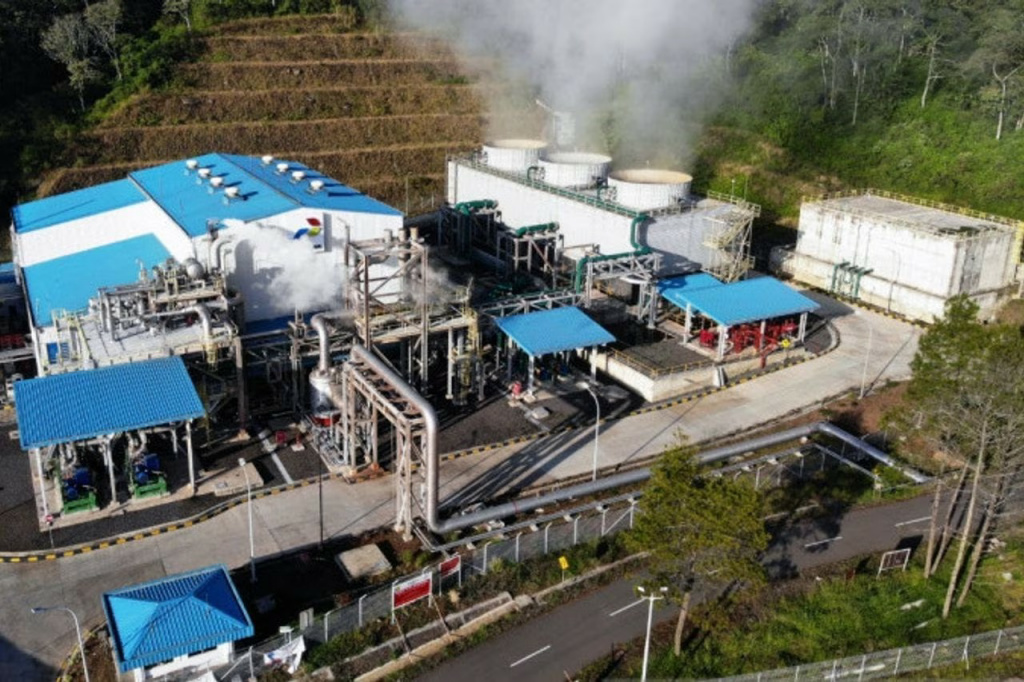 JATAM: Poco Leok Mencekam, Pemerintah dan PLN Mobilisasi Aparat Keamanan untuk Perluasan Operasi Tambang Geothermal