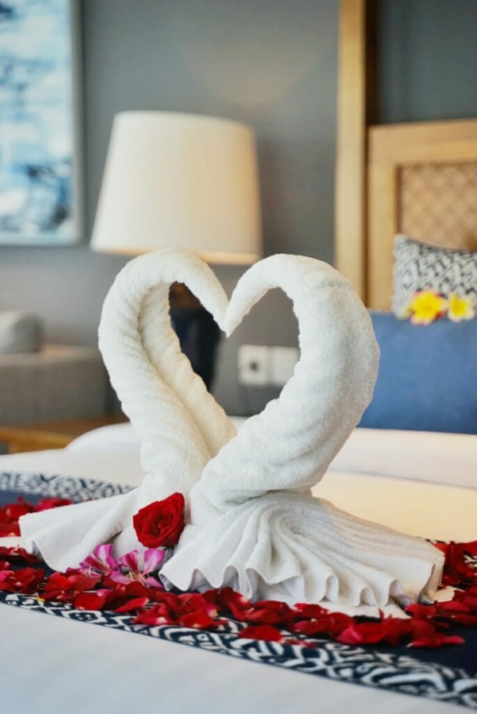 Bingung Mencari Tempat Romantis di Hari Valentine? The Cakra Hotel Bali Jawabannya