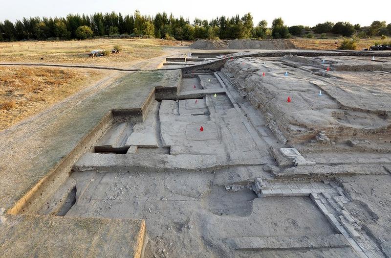 Arkeolog China Temukan Reruntuhan Bangunan Besar di Kota Kekaisaran Kuno