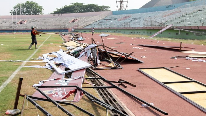 Evaluasi 22 Stadion, Jokowi: 13 Stadion Perlu Di renovasi, 4 Stadion Rusak Ringan