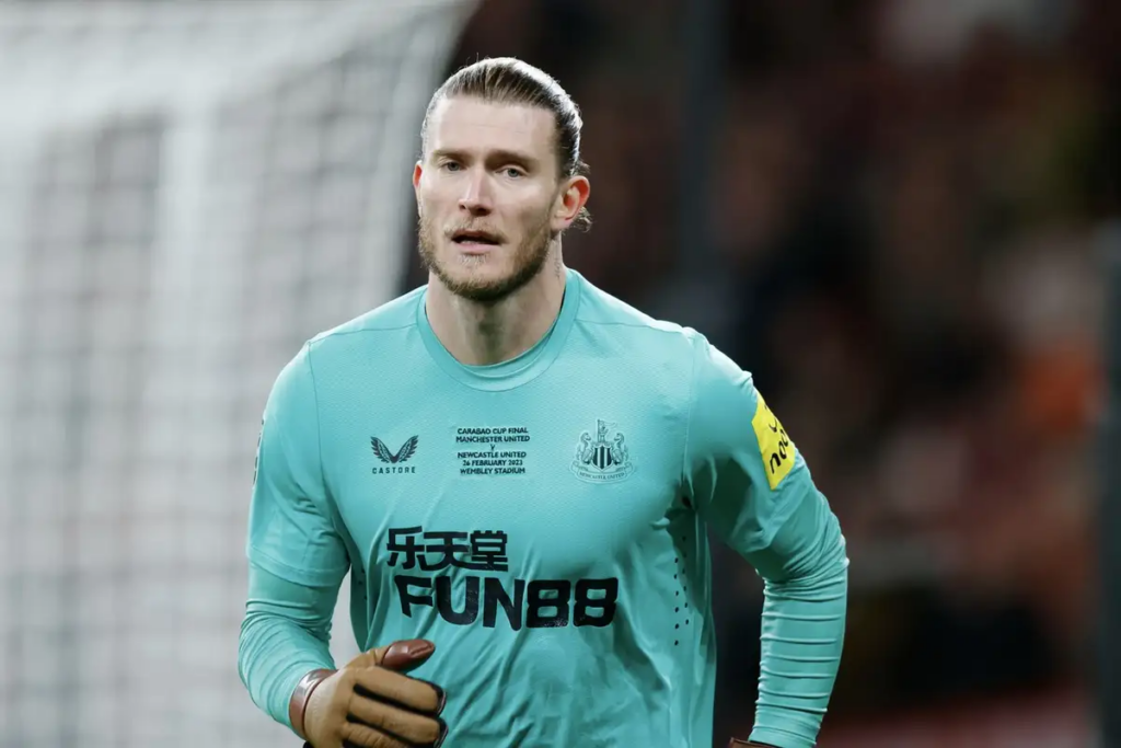 Loris Karius saat berseragam Newcastle United (istimewa)