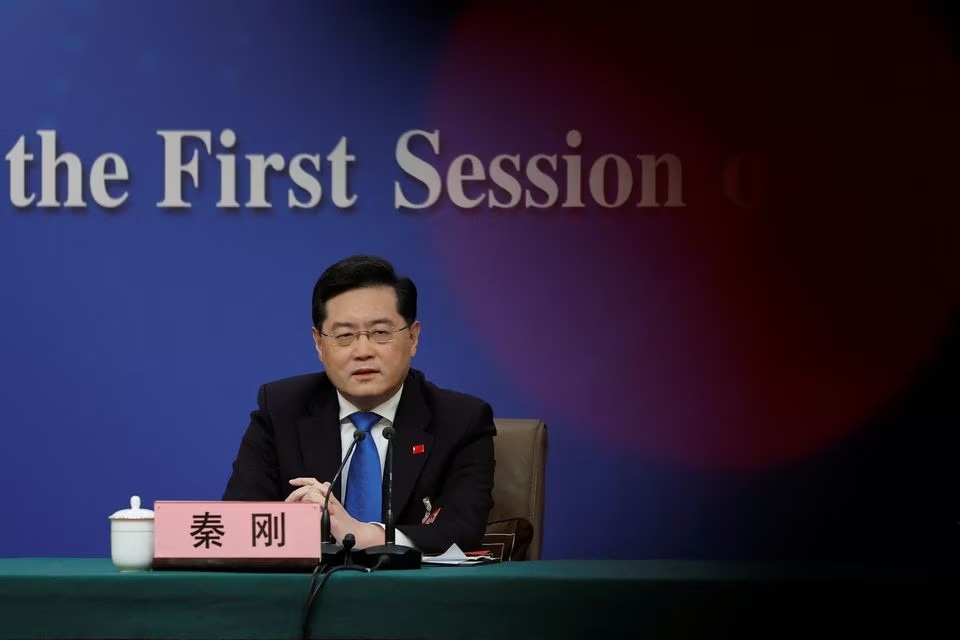 Menteri Luar Negeri China Qin Gang menghadiri konferensi pers di sela-sela Kongres Rakyat Nasional (NPC) di Beijing, China 7 Maret 2023. Foto: Reuters/Thomas Peter.