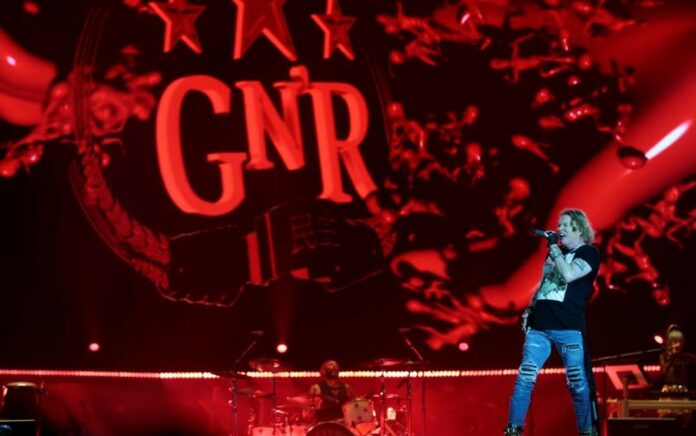 Guns N' Roses dan Arctic Monkeys Tampil di Glastonbury Bersama dengan Elton John