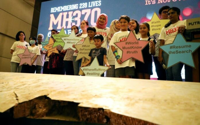 Sembilan Tahun Berlalu, Keluarga Desak Pencarian Baru Pesawat Malaysia MH370 yang Hilang