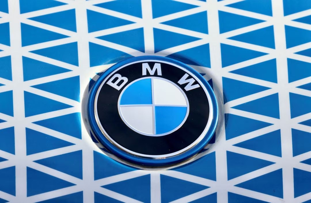 Turunkan Biaya Baterai, BMW Bertaruh pada Desain dan Daur Ulang, Bukan Menambang