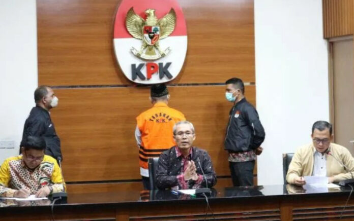 KPK Tahan Mantan Bupati Sidoarjo Saiful Ilah tekait Dugaan Gratifikasi