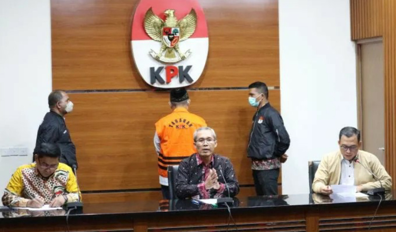 KPK Tahan Mantan Bupati Sidoarjo Saiful Ilah tekait Dugaan Gratifikasi