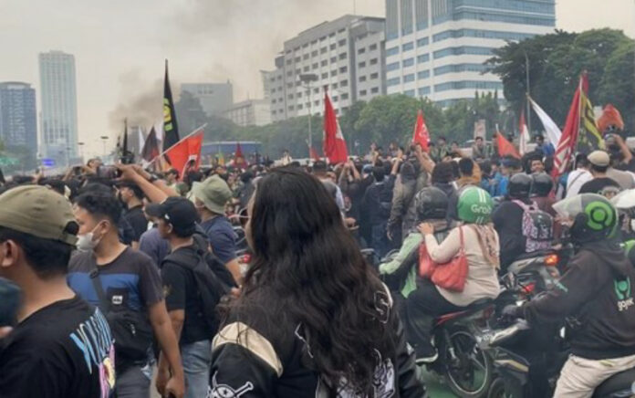 Perppu Ciptaker Akan Diputuskan Besok, Mahasiswa Ancam Geruduk Gedung DPR