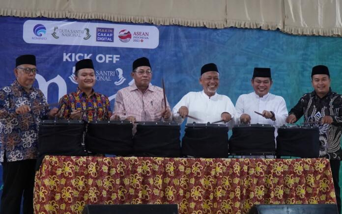 Kick Off Ngaji Literasi Digital di Pondok Pesantren Al-Mujahidin, Balikpapan.