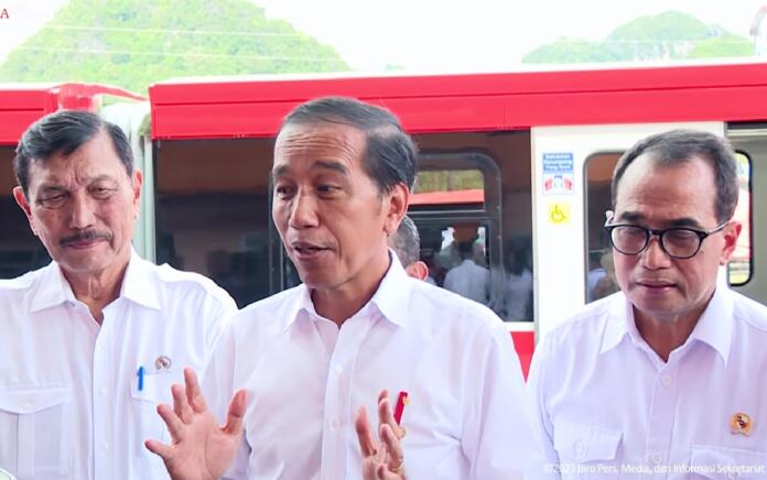 Presiden Jokowi Pastikan Makassar-Manado Tersambung Kereta Api