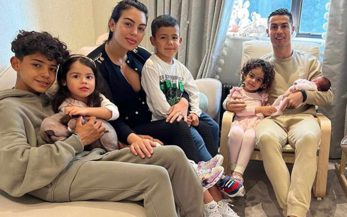 Wow, Anak-Anak Cristiano Ronaldo Mulai Bisa Berbahasa Arab