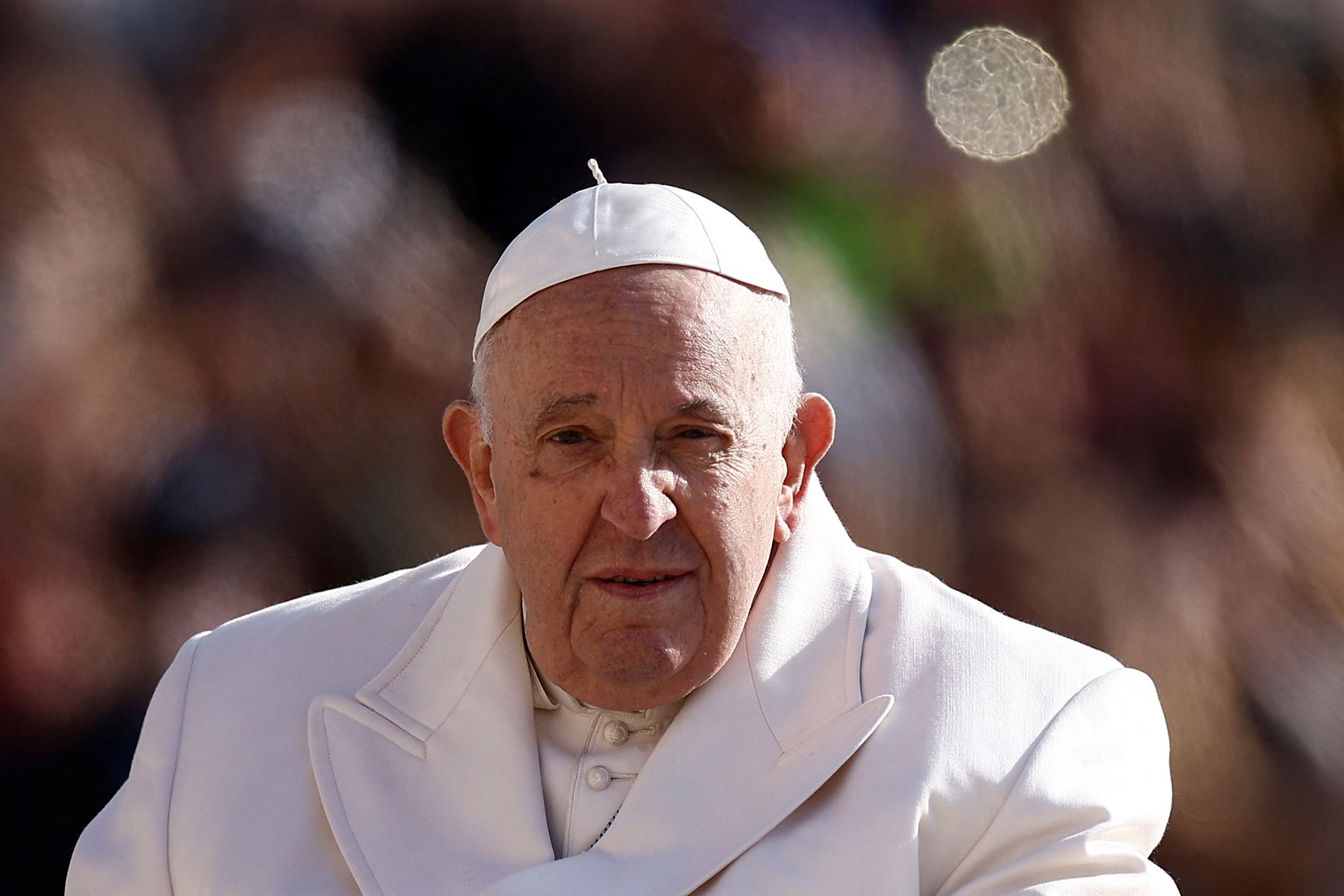 Vatikan: Paus Fransiskus Telah Dipulangkan dari Rumah Sakit Usai Perawatan Bronkitis