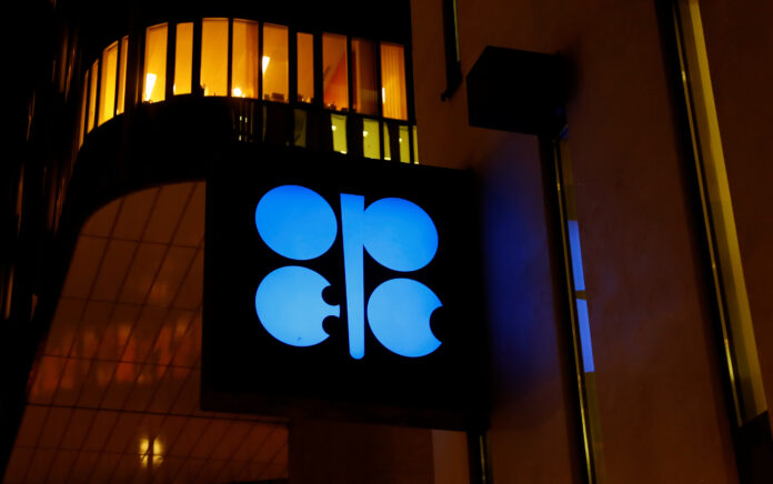 Rusia Merasa Tidak Perlu Melakukan Pemotongan Produksi OPEC+ Tambahan Karena Penurunan Harga