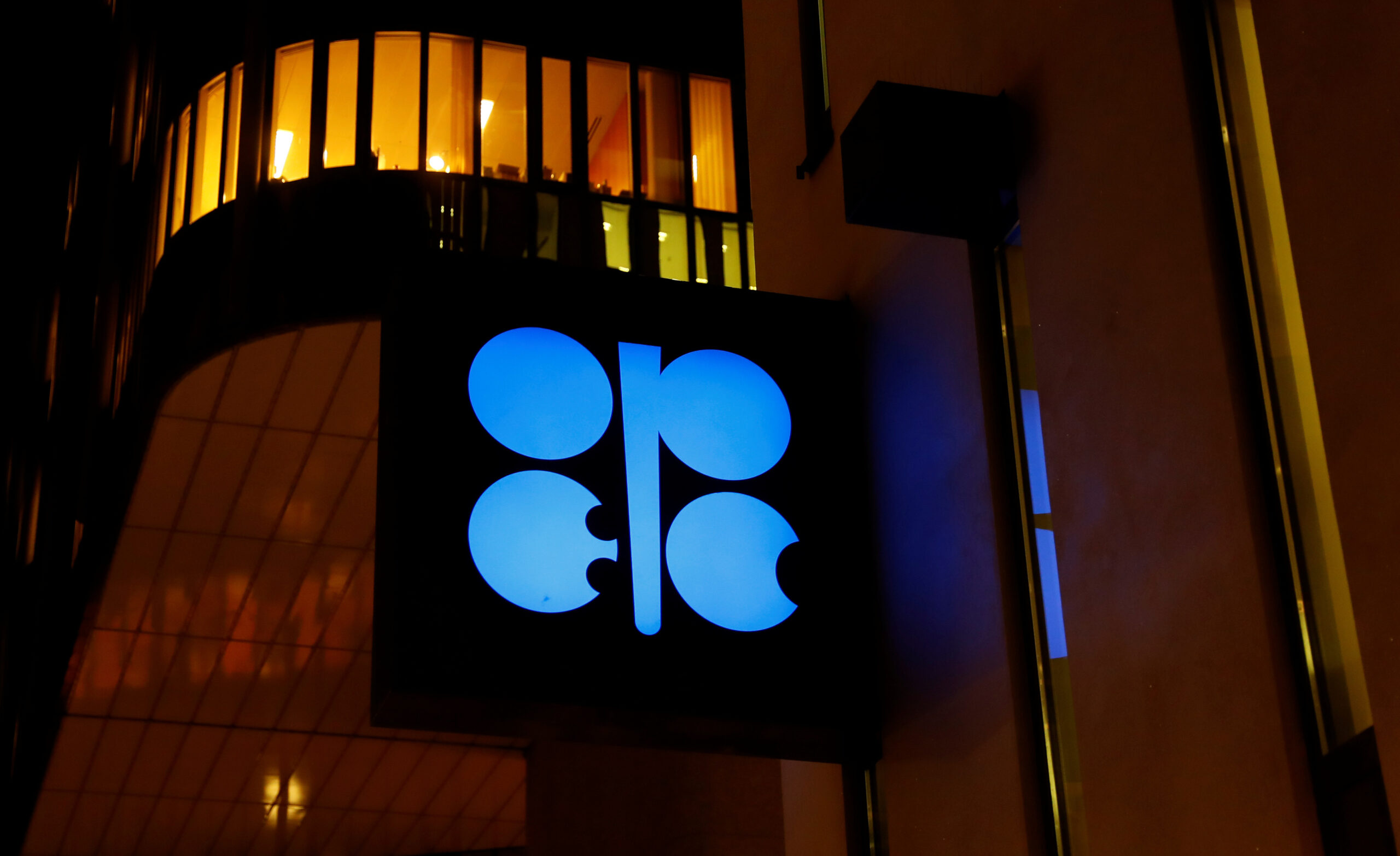 Rusia Merasa Tidak Perlu Melakukan Pemotongan Produksi OPEC+ Tambahan Karena Penurunan Harga