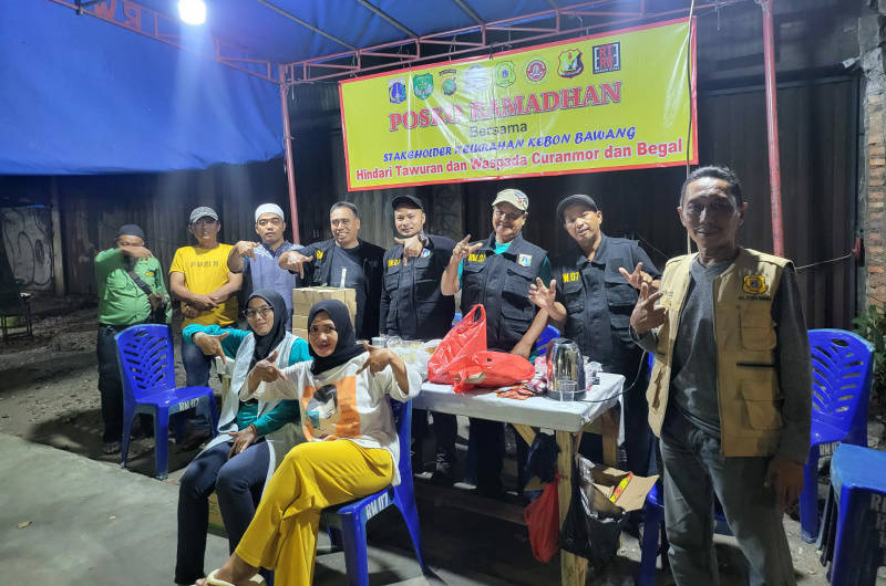 Melalui Pos Ramadhan, Warga RW 07 Kebon Bawang Tanjung Priok Guyub Rukun Antisipasi Tawuran dan Curanmor