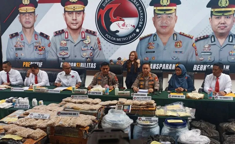 Polisi Bongkar 1,2 Juta Pil Narkoba PCC di Tangerang