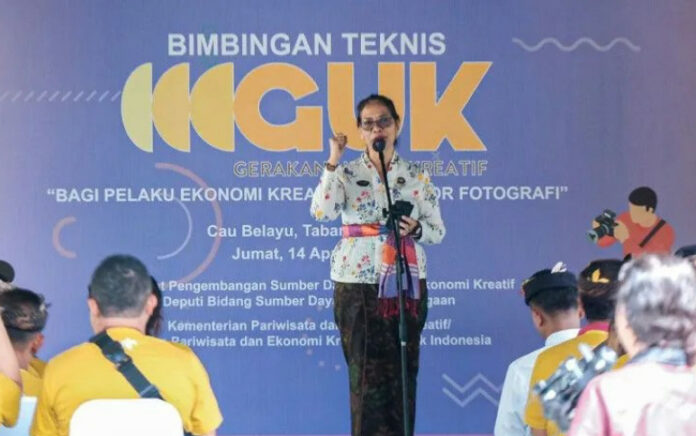 Kemenparekraf Bekali Pelaku Ekonomi Kreatif Bali Kemampuan Fotografi