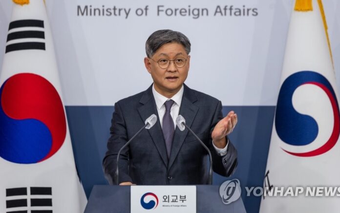 File foto juru bicara kementerian luar negeri Korea Selatan Lim Soo-suk pada jumpa pers reguler pada 12 Januari 2023. Foto: Yonhap.