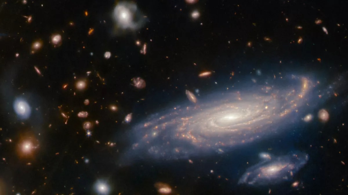 Teleskop James Webb Temukan 4 Galaksi Tertua di Alam Semesta