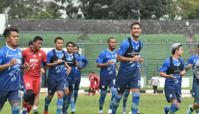 Persib Bandung belum memperoleh kemenangan di Liga 1 Indonesia musim ini (istimewa)