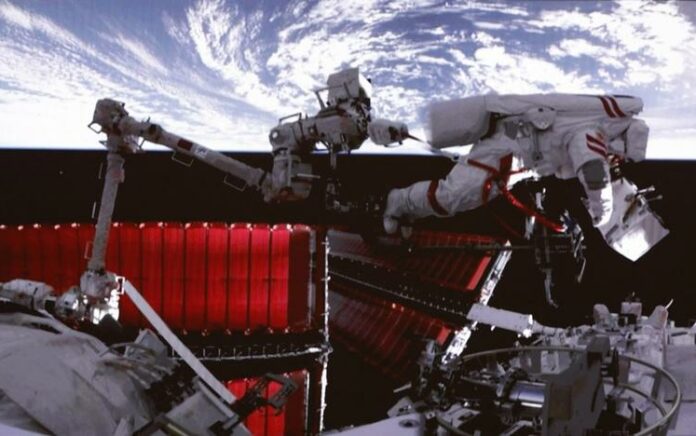 Astronaut Shenzhou-15 China Rampungkan Spacewalk Ketiga