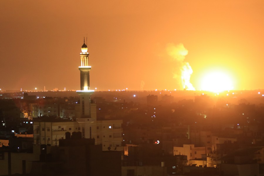 Israel Intensifkan Serangan Udara Terhadap Sasaran Militer di Gaza