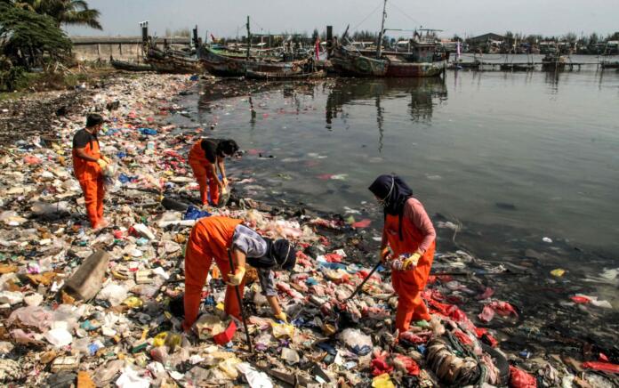 35 Sungai di Indonesia Terkontaminasi Mikroplastik