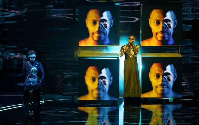 Duo Pop Tvorchi Ukraina Bawakan 'Heart of Steel' di Eurovision