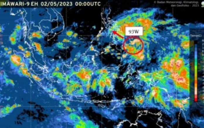 BMKG Deteksi Kemunculan Bibit Siklon 93W di Samudera Pasifik Utara