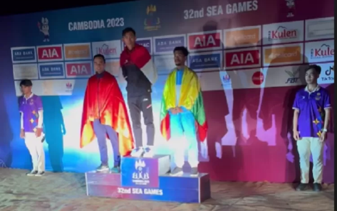 Kontroversi SEA Games 2023 Kamboja: podium sederhana dan hanya menggunakan lampu sorot dari mobil (istimewa)