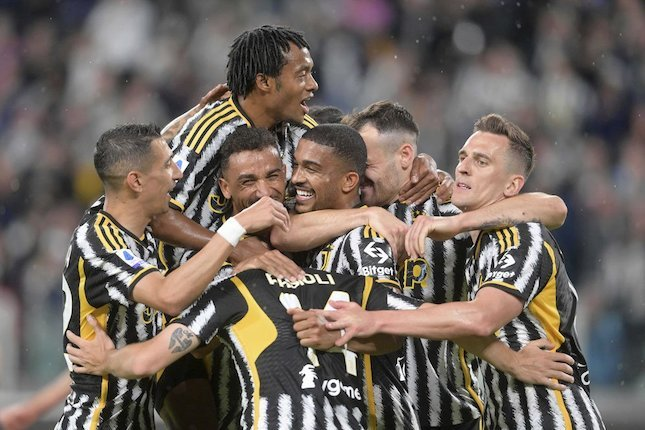 Kasus Belum Kelar, Juventus Kena Pengurangan 10 Poin