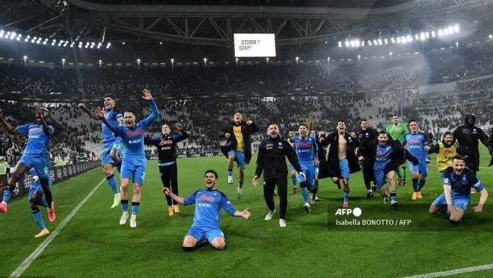 Setelah 33 Tahun, Akhirnya Napoli Juara Serie A