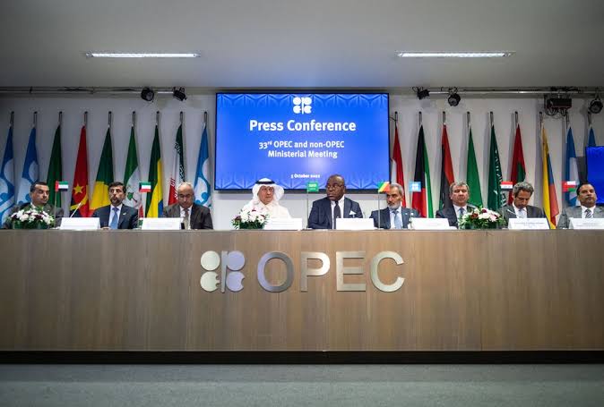 Wakil PM Rusia: OPEC+ Memutuskan Apa yang Lebih Baik untuk Pasar Minyak